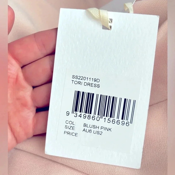 NWT Significant Other Flounce Hem One Shoulder Tori Dress in Blush Pink Size 2 - Picture 5 of 8